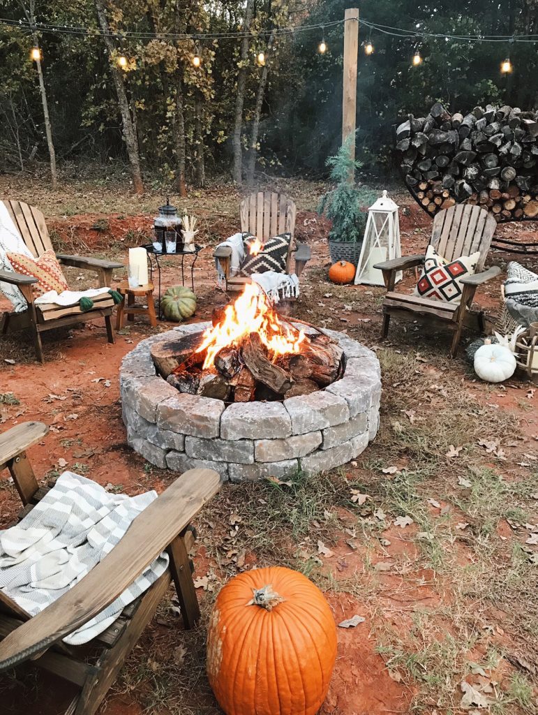 What Are The Steps For Building A DIY Outdoor Fire Pit?