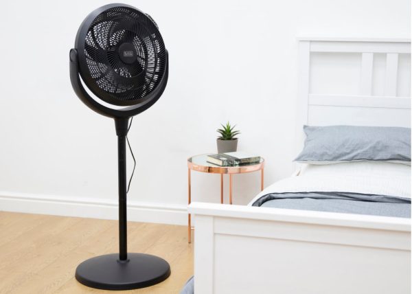 Black & Decker 16 Inch High Velocity Power Stand & Floor Fan - Black