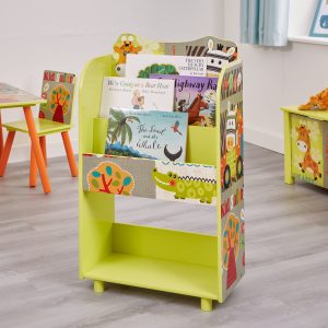 kid-safari-bookshelf